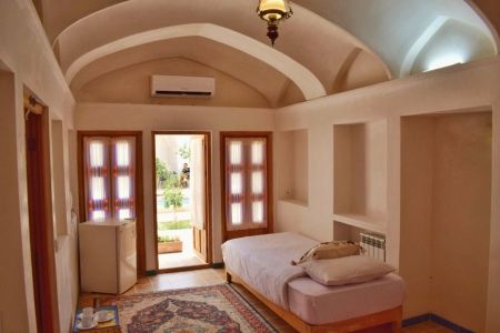 اجاره هتل سنتی در کاشان - اتاق صدف