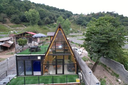 اجاره کلبه سوئیسی استخردار در زیرآب - سرخکلا