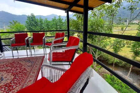 کلبه سوئیسی کنار رودخانه در ماسال - میرمحله