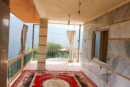 خانه بالکن دار در علی آباد - خاک پیرزن