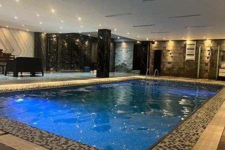 ویلا دوبلکس استخردار در چهارباغ - زعفرانیه