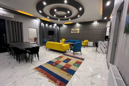 اجاره ویلا استخردار در چهارباغ - زکی آباد