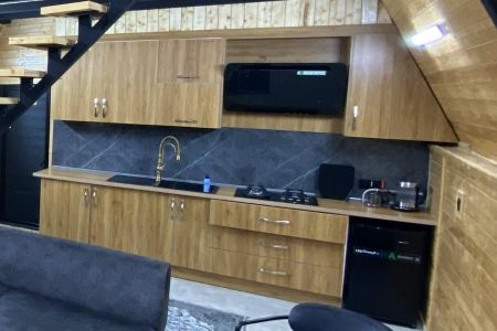 اجاره کلبه سوئیسی استخردار در زیرآب - سرخکلا