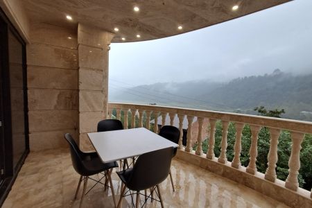 سوئیت بالکن دار در لفور - گالشکلا - ط دوم