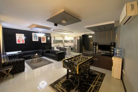 فيلا بمسبح في رودهن - خورين - الوحدة 1