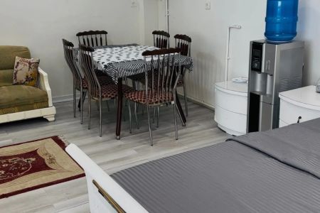 سوئیت نزدیک دانشگاه شریف در تهران - طبقه سوم