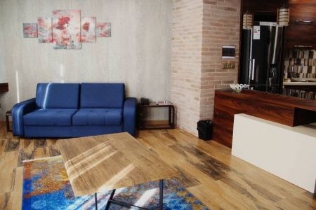 استئجار شقة مفروشة في رشت - الطابق 3