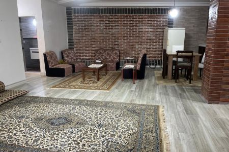 اجاره خانه ویلایی در دوهزار - برسه