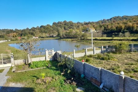 ویلا با چشم انداز برکه در لاهیجان - تازه آباد