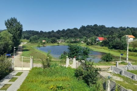 ویلا با چشم انداز برکه در لاهیجان - تازه آباد