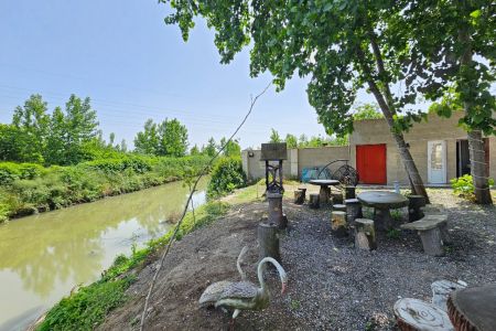 ویلا استخردار در بندر انزلی