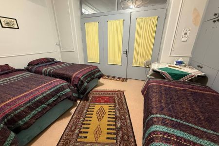 رزرو هاستل در اصفهان - اتاق دو تخته