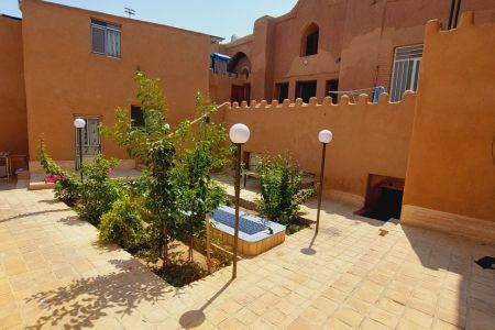 بوم گردی در اردستان اصفهان - یوتوچی