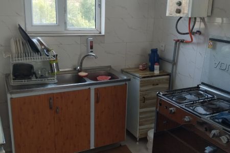 سوئیت در نمین - میرزانق - زیر همکف