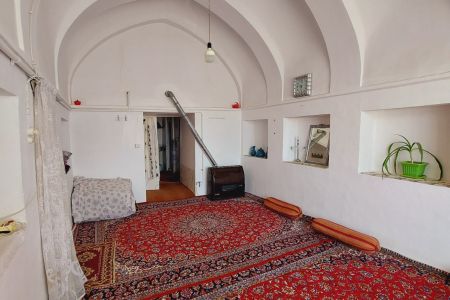 حجز نزل بیئی فی اردستان - سی طاق جه