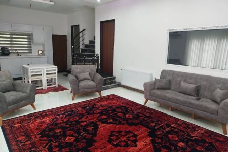 اجاره ویلا استخردار در محمودآباد - جوراکلا