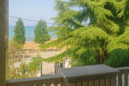 خانه ساحلی رو به دریا در رامسر - پلاک ۱