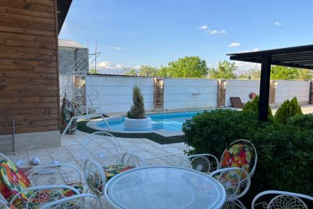 ویلا استخردار در چهارباغ - نزدیک اوغلان تپه