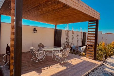 اجاره ویلا استخردار در چهارباغ - رمنده