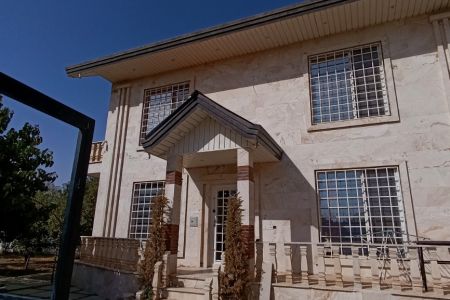 ویلا تریبلکس استخردار در چهارباغ - کهریزک