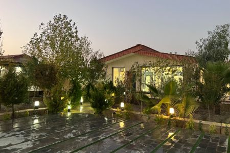 اجاره ویلا استخردار در اصفهان - باچه