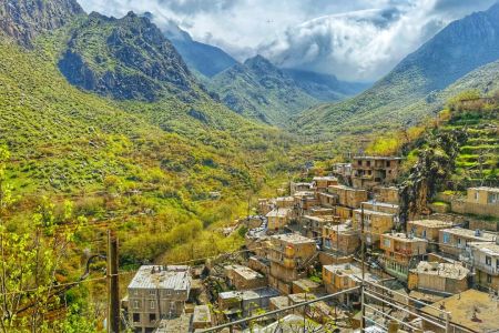اجاره سوئیت بالکن دار در پاوه - داریان - همکف