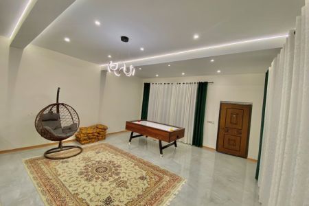 اجاره ویلا استخردار در چهارباغ - رامجین