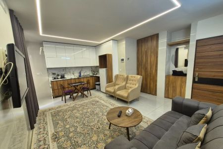 Renting a furnished suite in Isfahan - ground floor
