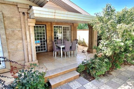 اجاره ویلا در چهارباغ - رامجین