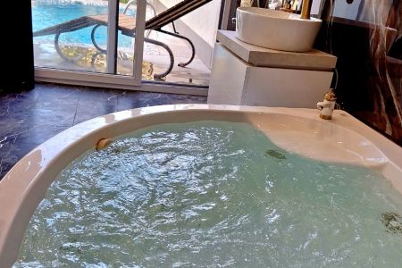 ویلا با استخر در کوهسار - شنده