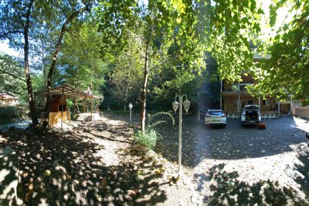 خانه لب رودخانه در جاده اسالم - گیجاو - ۳ خوابه