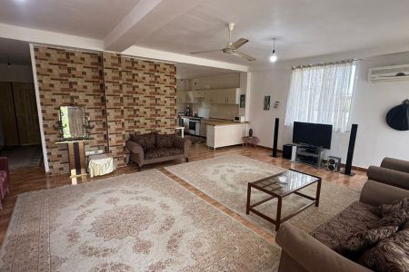 اجاره خانه ویلایی در صومعه سرا - ندامان