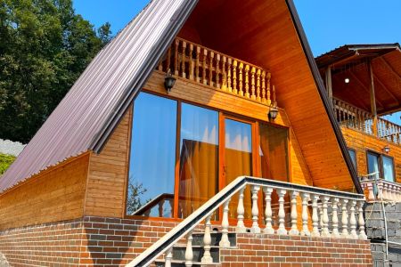 کلبه سوئیسی جکوزی دار در بابلکنار - گونه کلا