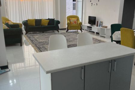 ویلا استخردار در چهارباغ - کهریزک