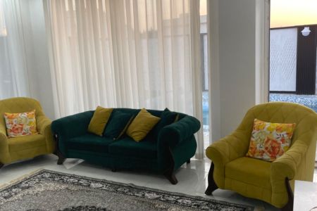 ویلا استخردار در چهارباغ - کهریزک