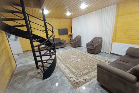 کلبه جنگلی با وان جکوزی در شاندرمن - طالب دره