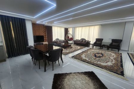 اجاره ویلا استخردار در شیراز - کلستان