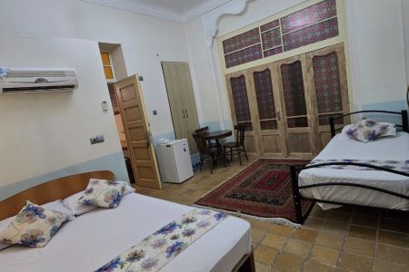 رزرو هتل سنتی در اصفهان - اتاق ۳ تخته - نسترن