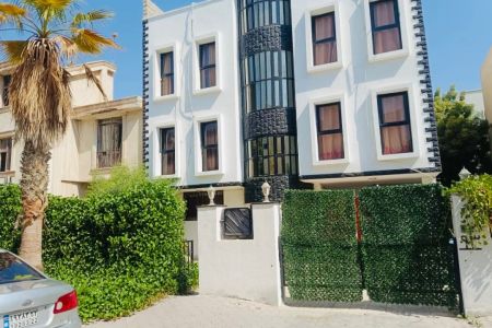 رزرو خانه مبله در شهرک صدف کیش - طبقه ۳