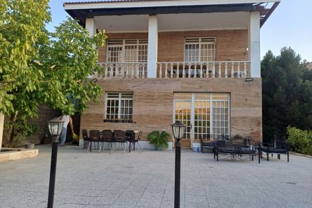 ویلا استخردار در شیراز - قلات