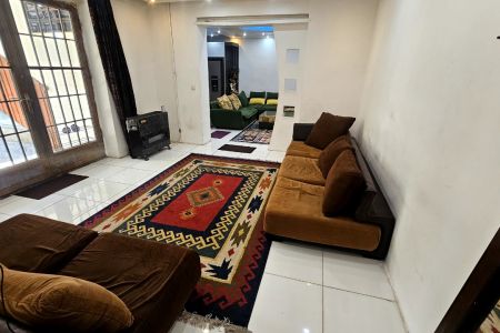 Villa with private pool for rent in Bagh Bahadoran