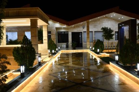 ویلا استخردار در اصفهان - جاده براآن