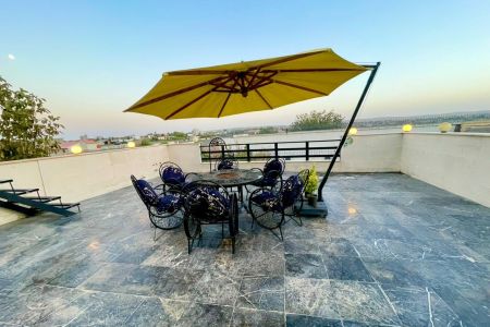 اجاره ویلا دوبلکس استخردار در چهارباغ  - رونده