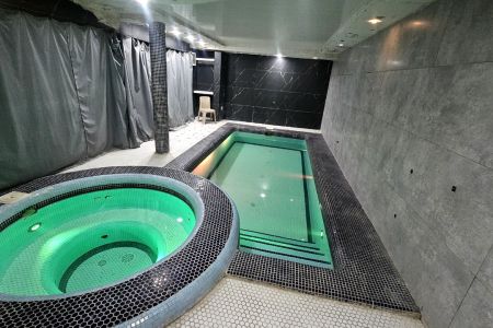 Villa with private pool for rent in Bagh Bahadoran