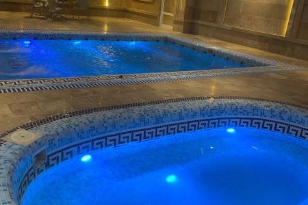 اجاره ویلا استخردار در چهارباغ - شهرک زعفرانیه