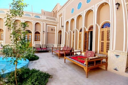 اقامتگاه بوم گردی در یزد - اتاق سه تخته - واحد ۳