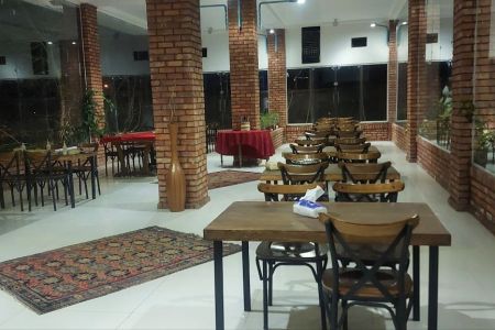 اجاره بوم گردی در ماهان کرمان - اتاق ۴ تخته