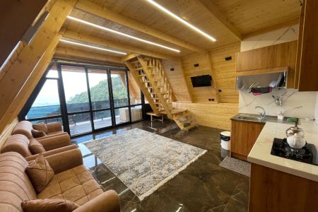 کلبه سوئیسی با وان جکوزی در بابلکنار