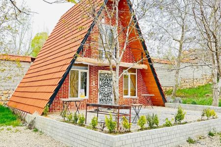 Rent a Swiss cottage in Sepidan - Sarbast