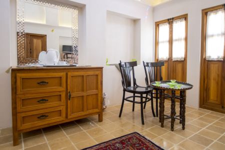 رزرو هتل سنتی در کاشان - اتاق ۱۰۳ (دونفره)